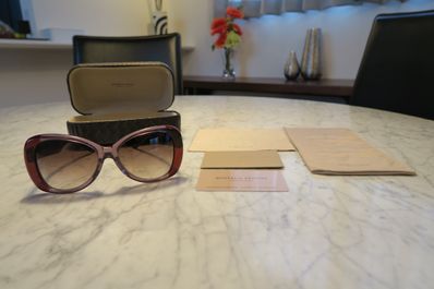 ボッテガ・ヴェネタ Bottega Veneta サングラス