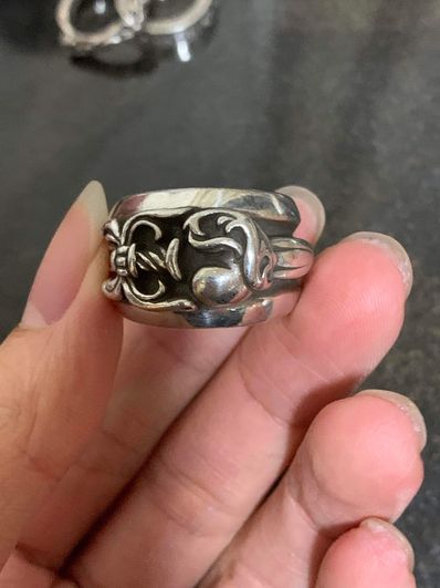 CH dagger ring