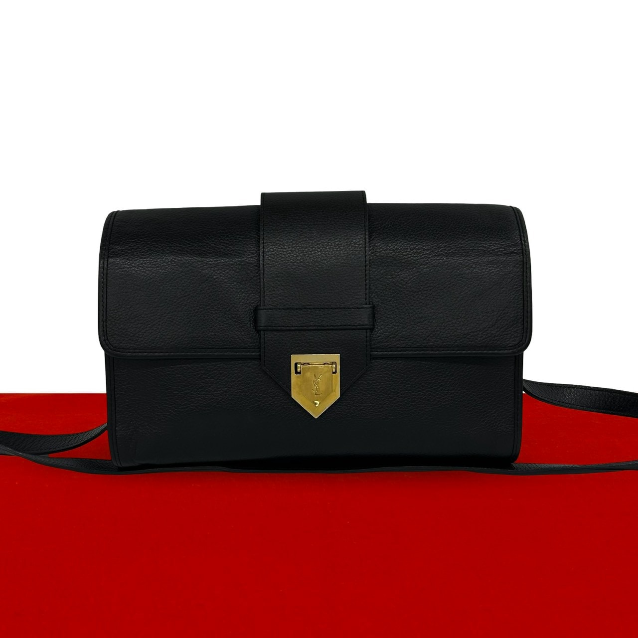 YVES SAINT LAURENT イヴ・サンローラン YSL ロゴ 金具 レザー ショルダーバッグ ブラック
 31475