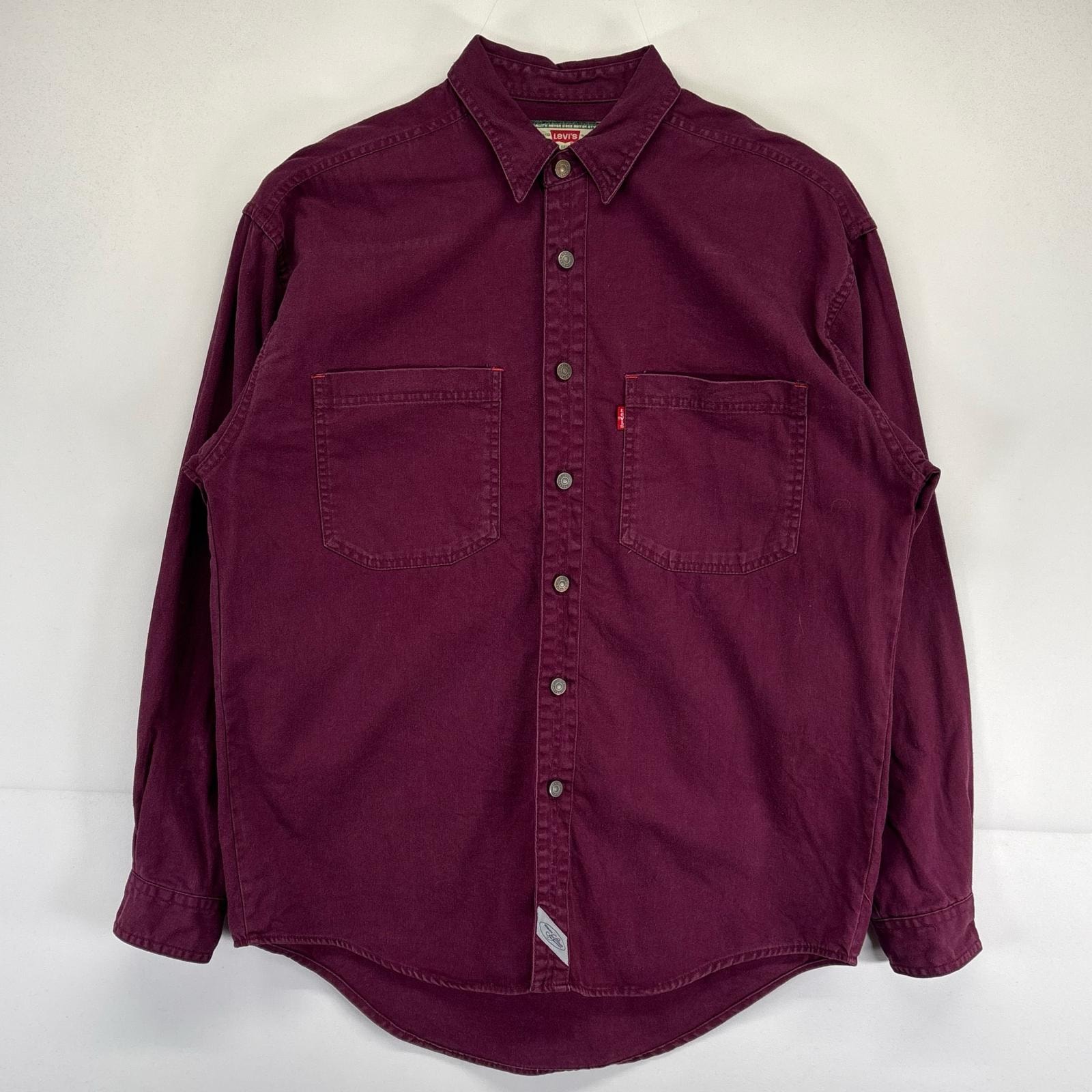 古着 リーバイス Levi's 長袖シャツ デニムシャツ 無地 金具ボタン ボタンフライ ワンポイントロゴ M  レッド メンズ