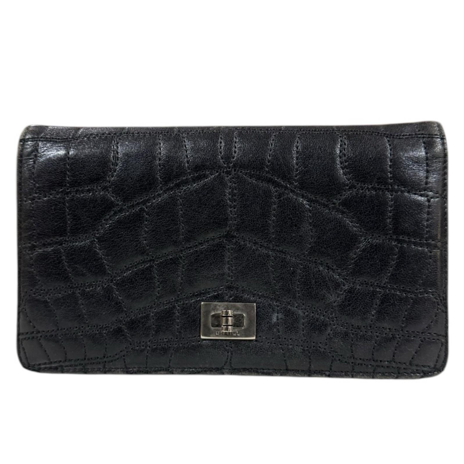 シャネル 長財布 レザー レディース CHANEL  中古