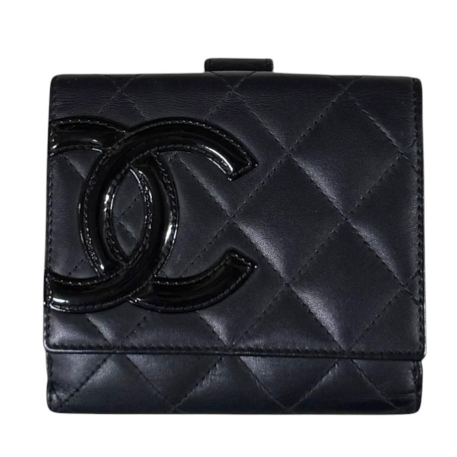 シャネル カンボン 二つ折り財布 レザー レディース CHANEL  中古
