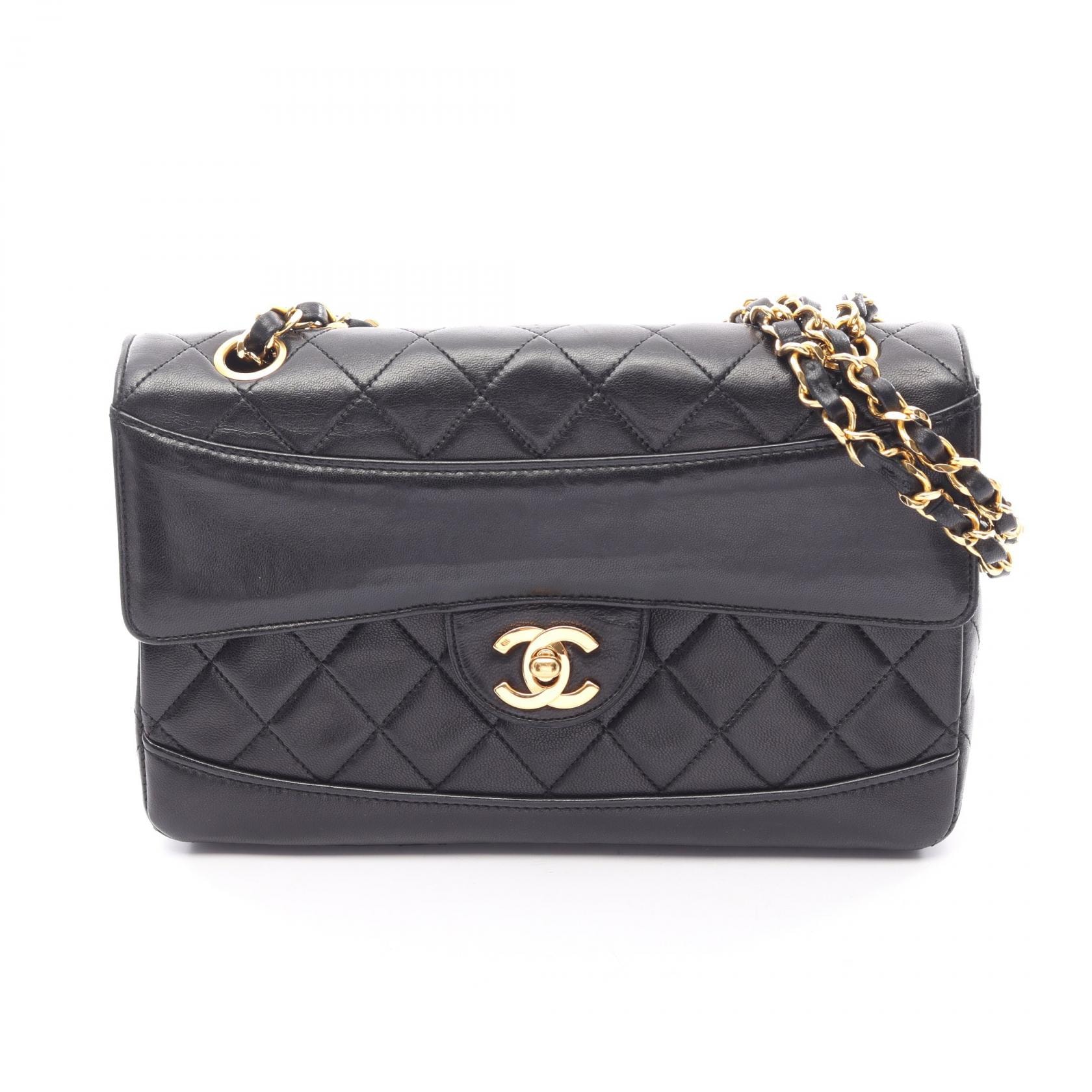 シャネル CHANEL マトラッセ ショルダーバッグ バッグ ラムスキン(羊革) レディース ブラック系 【中古】