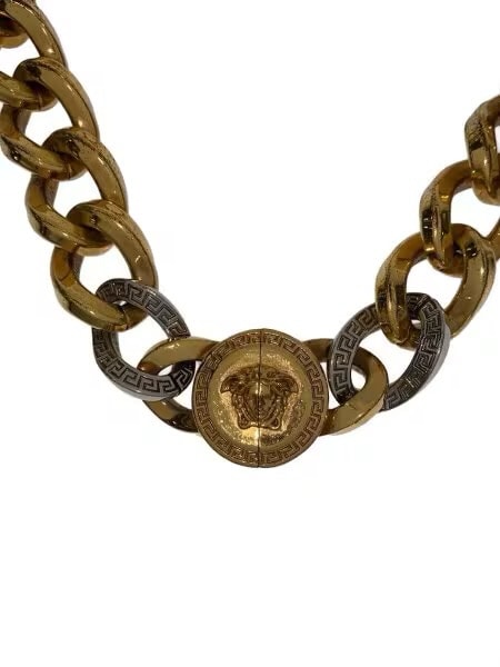 VERSACE