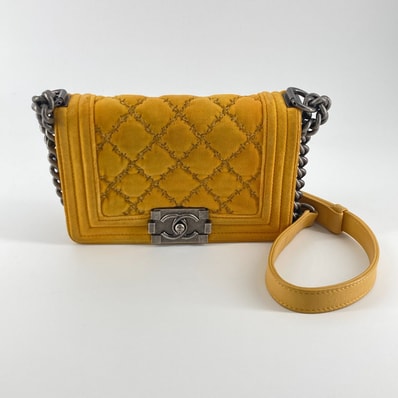 CHANEL(シャネル)マトラッセ ボーイシャネル A67085 チェーンショルダー バッグ マスダード