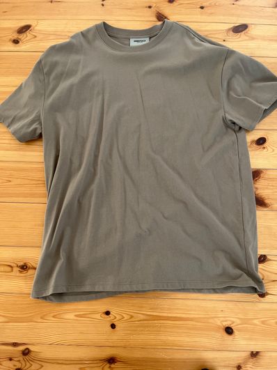 FEAR OF GOD ESSENTIALS S/S TEE "Harvest"