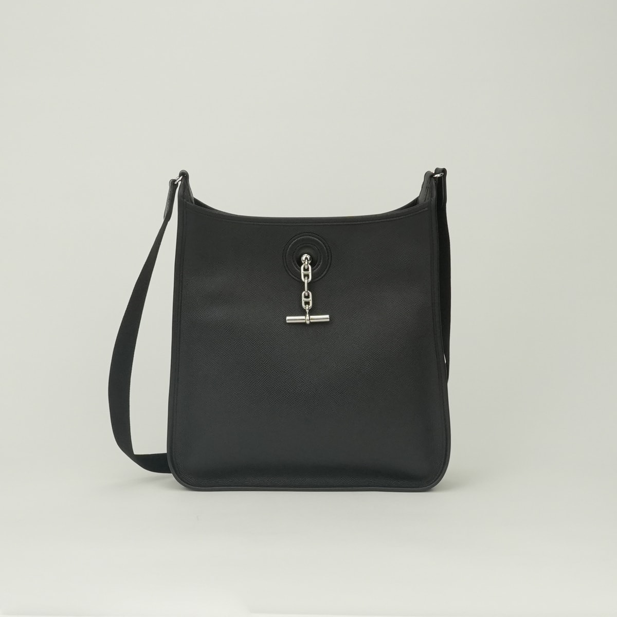 エルメス HERMES ヴェスパPM ヴェスパ PM バッグ ショルダーバッグ エプソン ノワール Noir ブラック Black 黒 シルバー金具 ヴォーエプソン