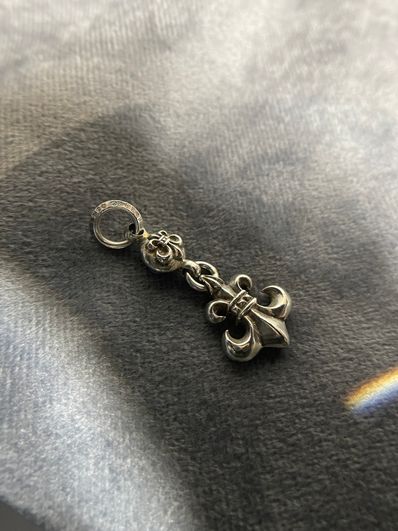 Chrome Hearts 1 Ball BS Flare Charm "Silver"