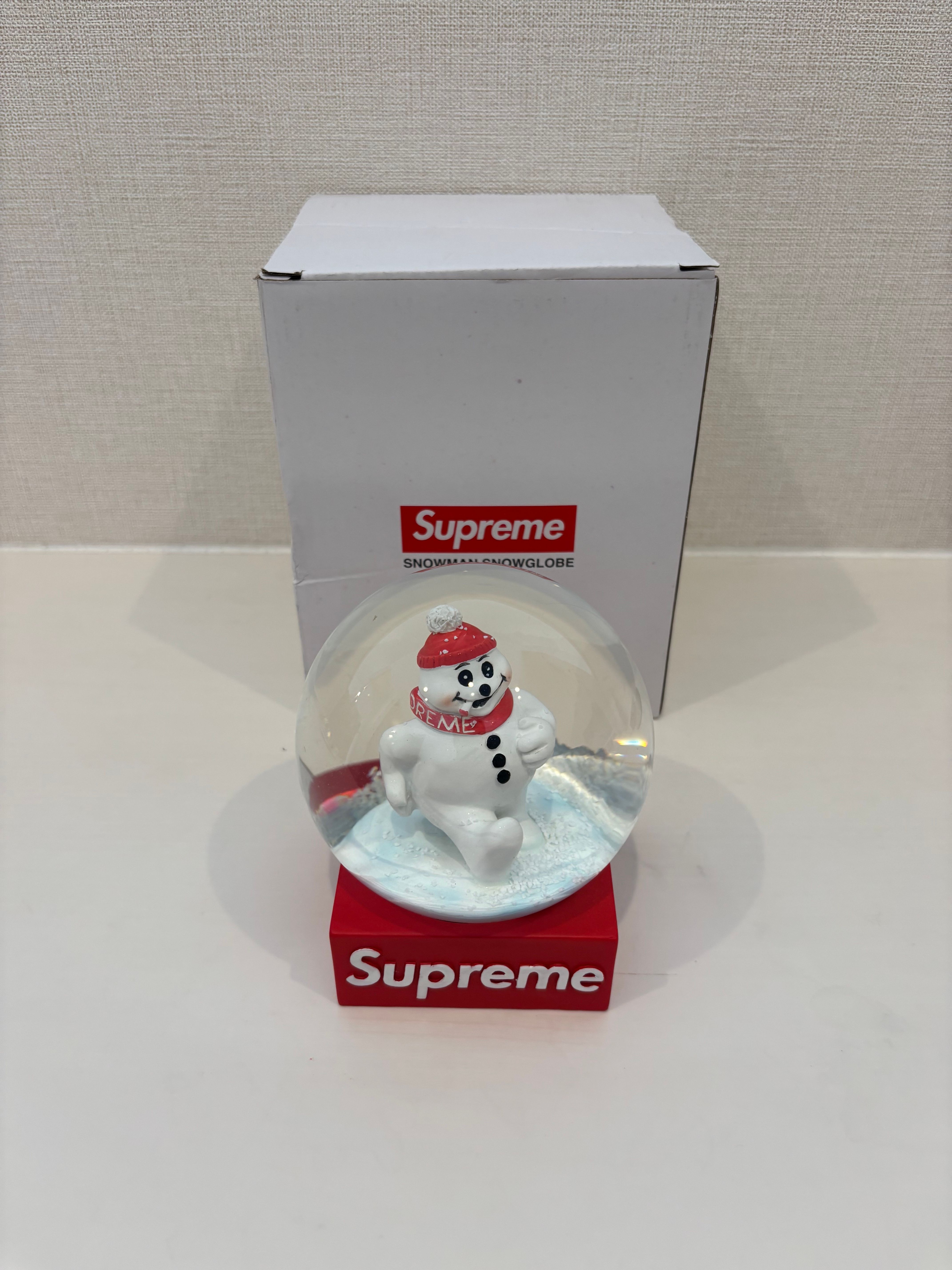 Supreme Snowman Snowglobe 