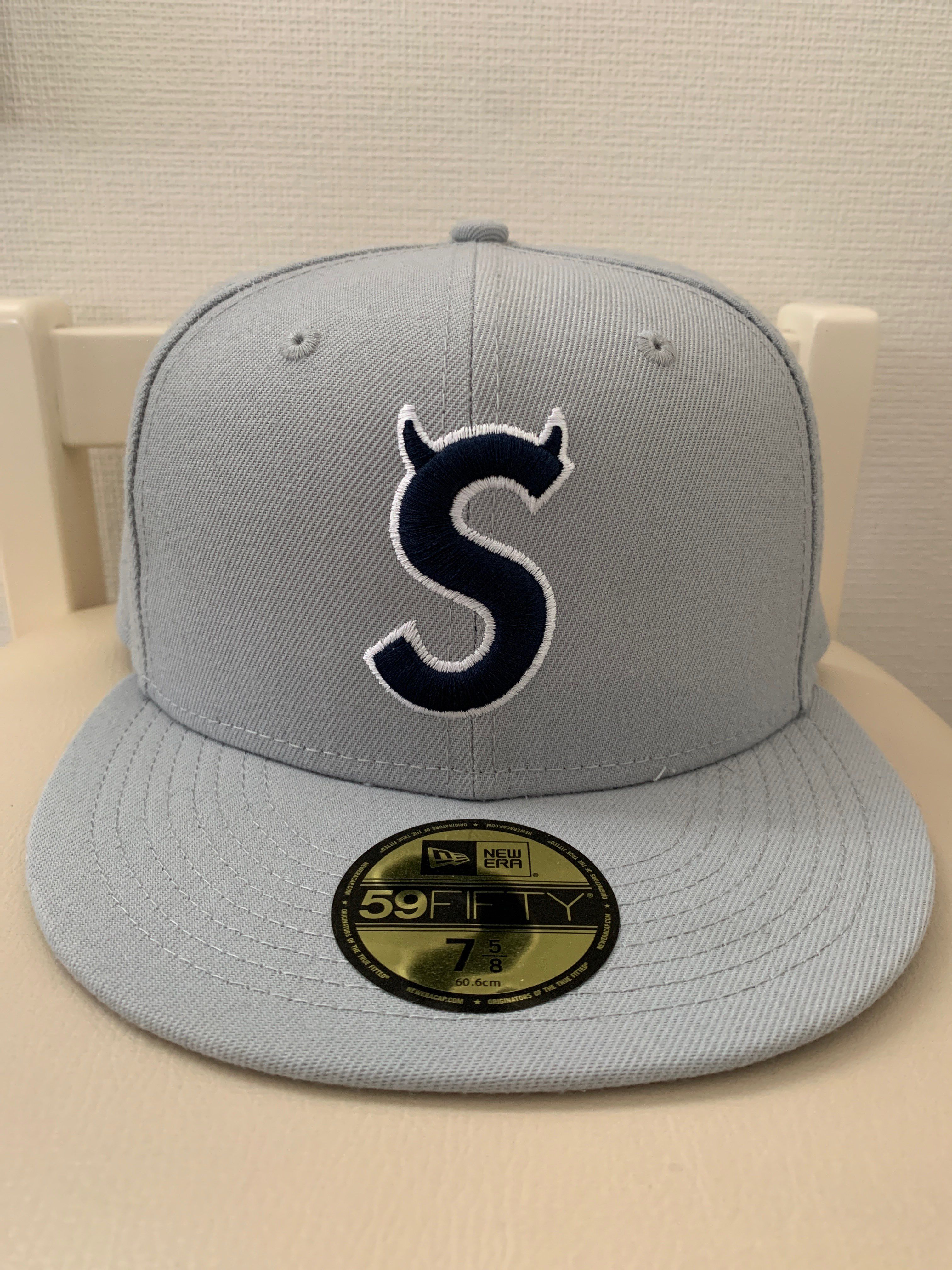 Supreme S Logo New Era "Grey" (22FW)