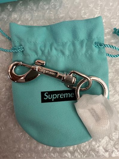 Supreme / Tiffany & Co. Return to Tiffany Oval Tag Keyring "Silver"