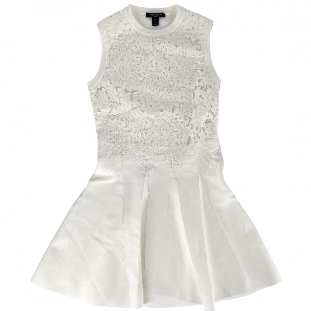 LOUIS VUITTON ルイヴィトン ワンピース ニット ノースリーブワンピース アパレル 服 レース サイドファスナー フラワー XS ホワイト 白 レーヨン ポリエステル ナイロン ポリウレタン レディース 春 夏【中古品】