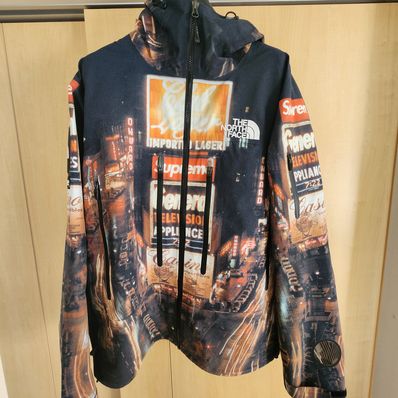 Supreme x The North Face Taped Seam Shell Jacket "Times square" NP52207I x NF0A82RK