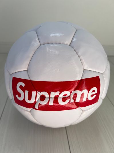 Supreme / Umbro Soccer Ball "White"