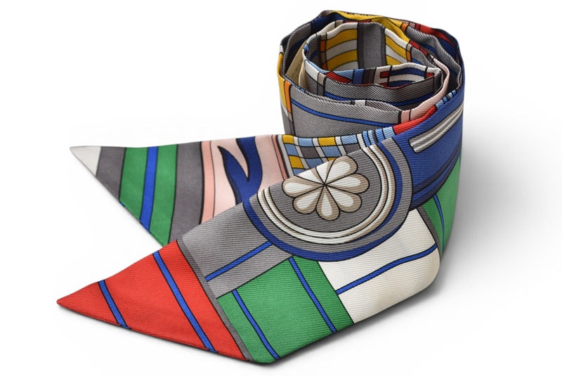 エルメス HERMES ツイリー ヴォルト エ ピルエット タグあり 美品 A+ (新品・未使用(ワケあり))】エルメス ツイリー スカーフ HERMES