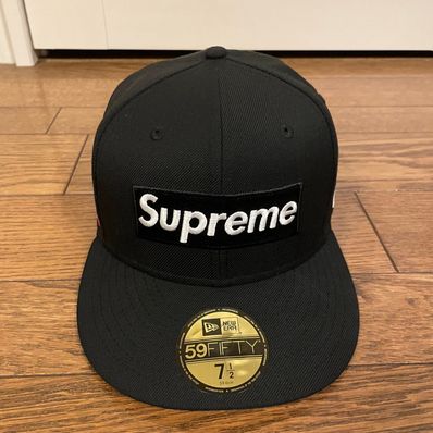 Supreme World Famous Box Logo New Era® "Black"