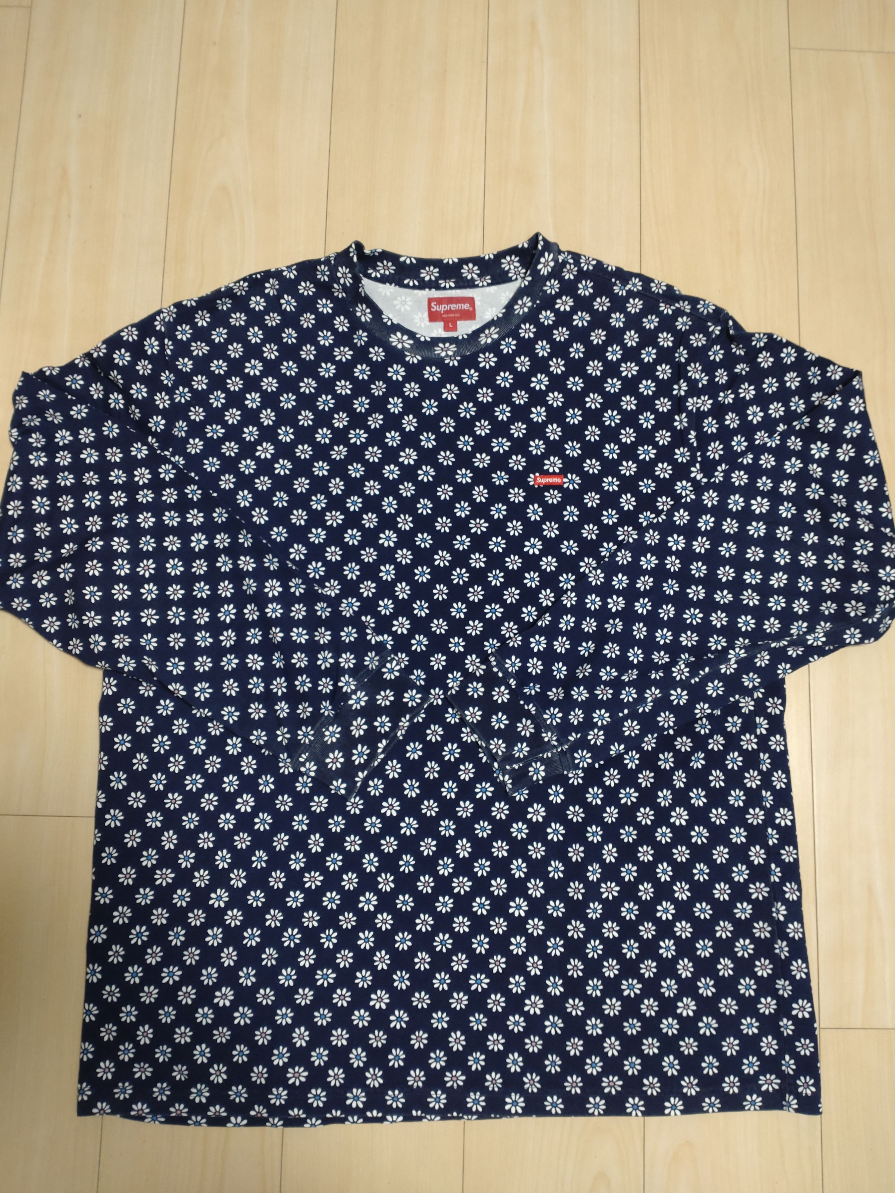 Supreme Small Box L/S Tee "Flowers"(22FW)