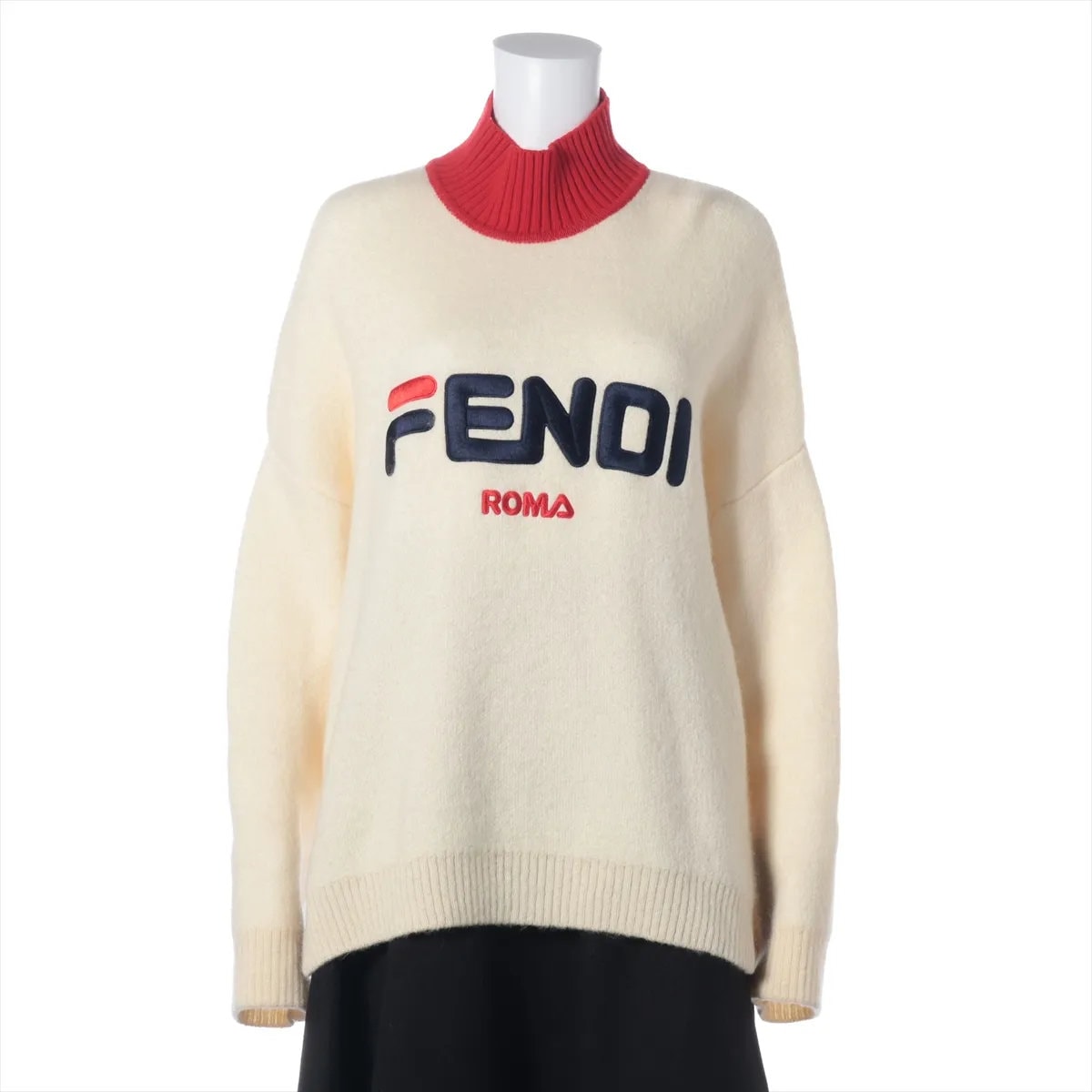 ■極美品 フェンディ