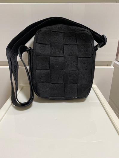 Supreme Woven Shoulder Bag "Black" (23SS)