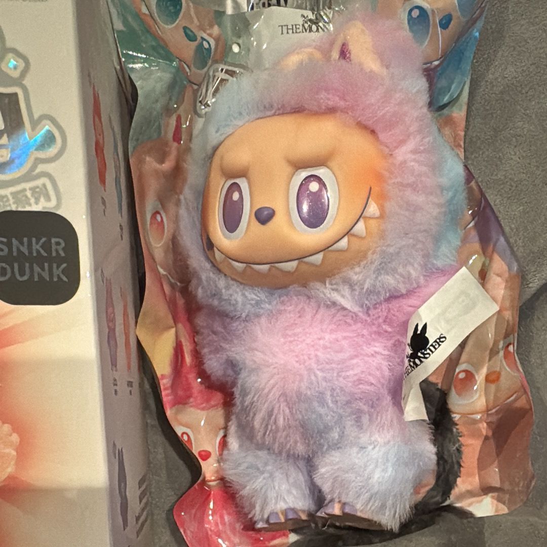 POP MART THE MONSTERS (LABUBU) Big into Energy Series Plush Pendant LUCK