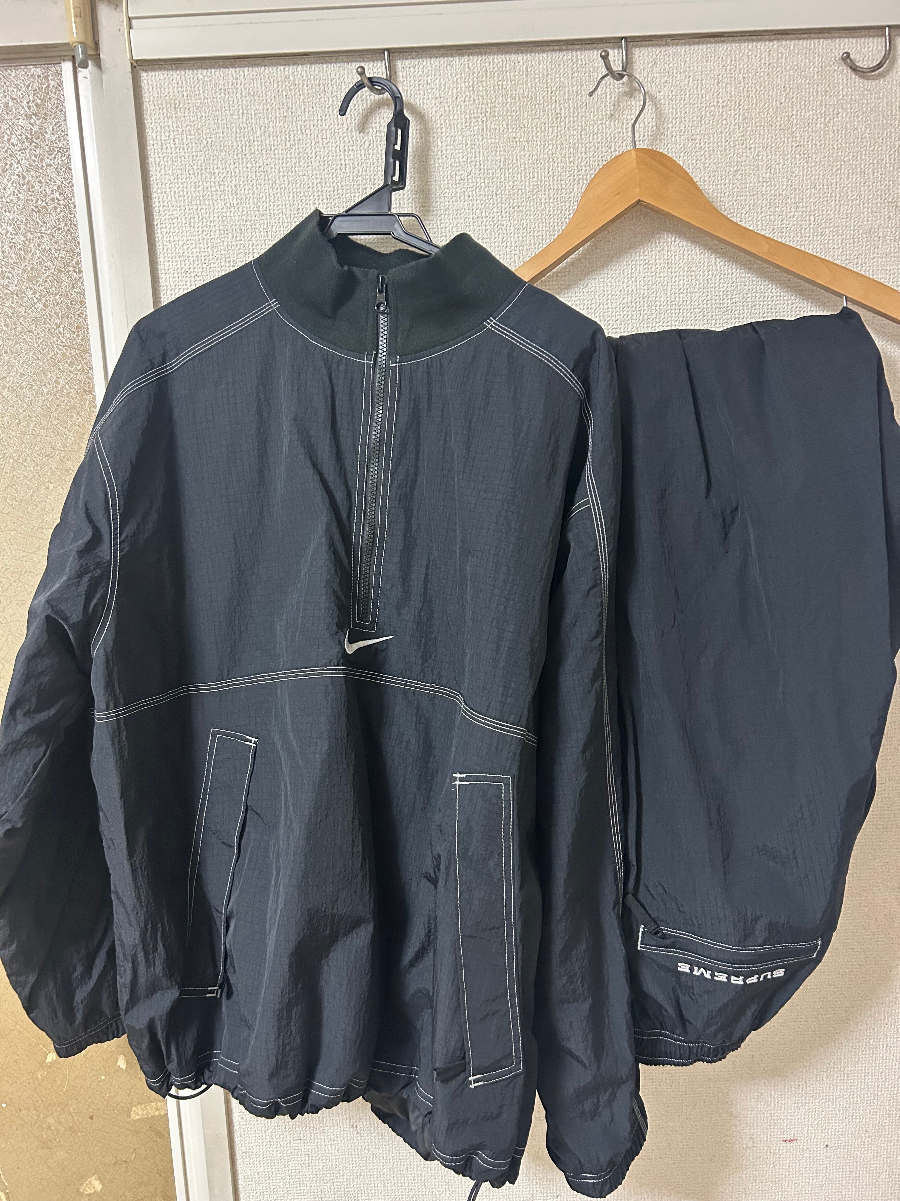 Supreme x Nike Ripstop Pullover "Black"