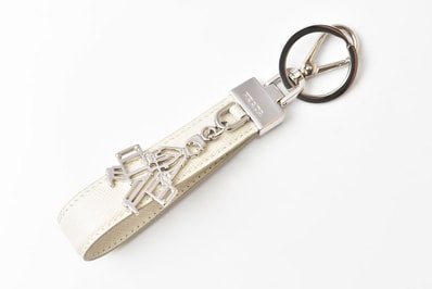 プラダ キーリング/キーホルダー/バッグチャーム メンズ PRADA ポーターモチーフ 2PP125 ホワイト【中古】