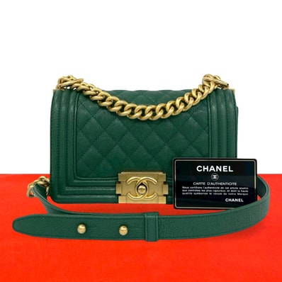 CHANEL シャネル ボーイシャネル ココマーク キャビアスキン ショルダーバッグ グリーン
703-6