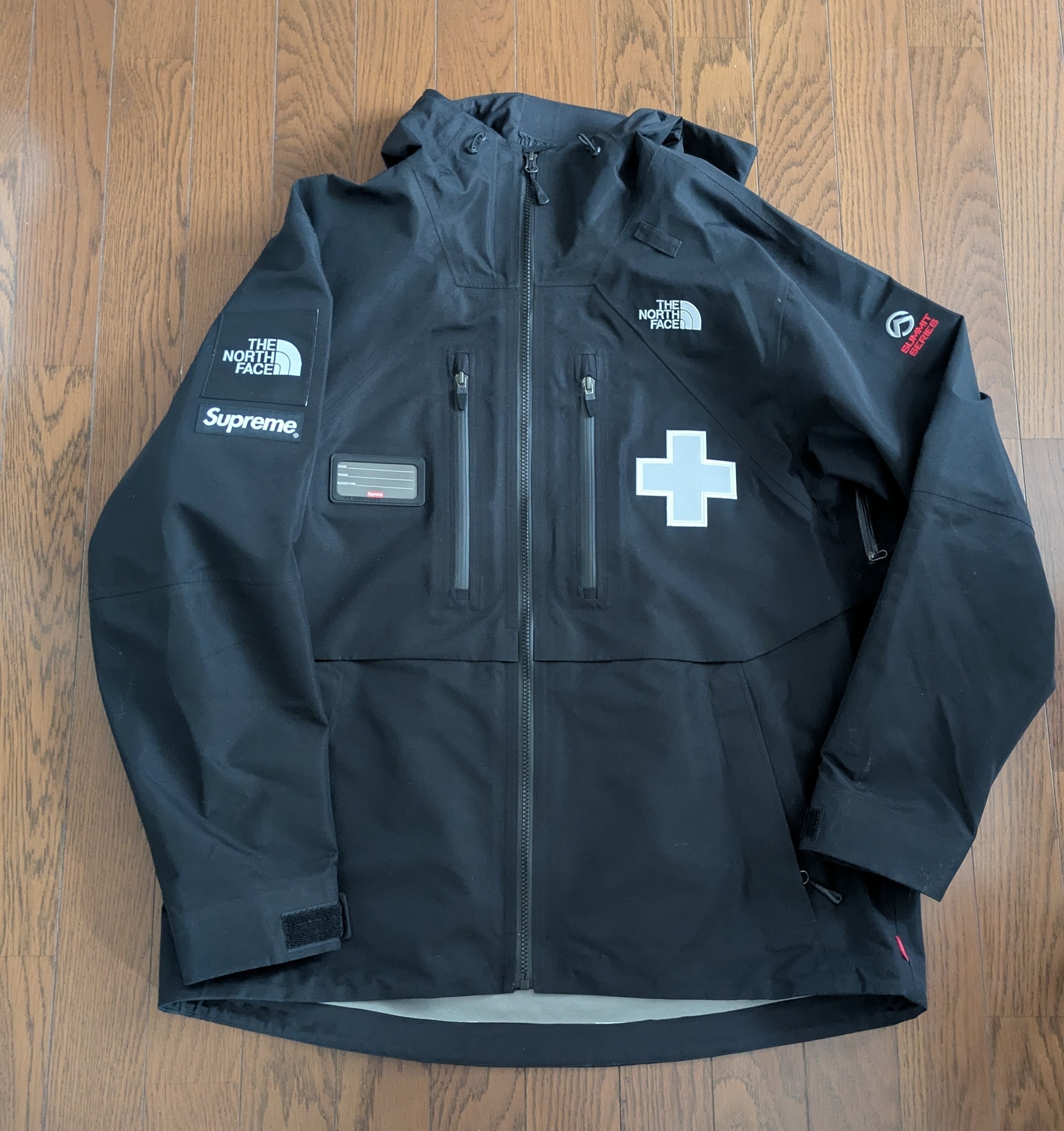 Supreme x The North Face Summit Series Rescue Mountain Pro Jacket