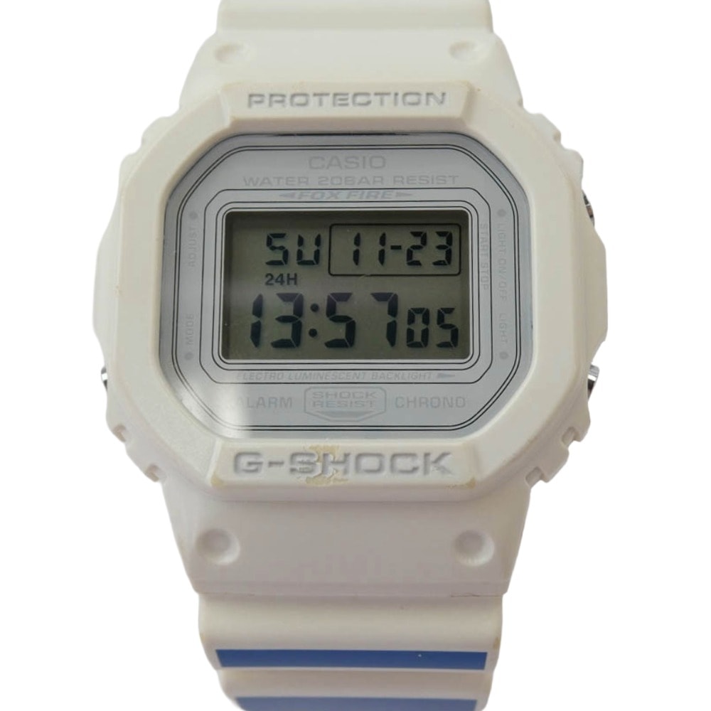 CASIO G-SHOCK カシオ ジーショック 財布 DW5600VT リストウォッチ 腕時計 ホワイト系 ブルー系【中古】