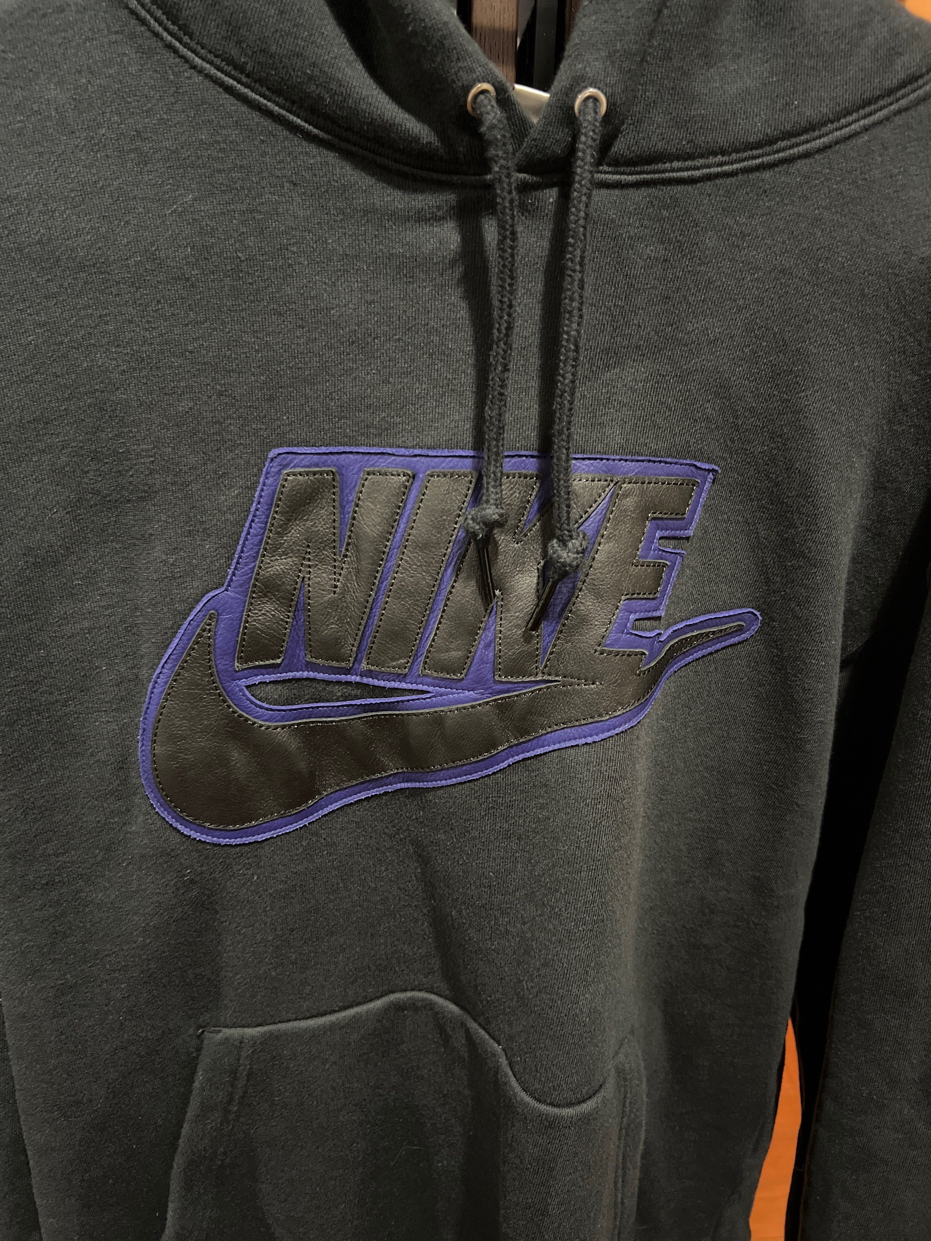 Supreme / Nike® Leather Appliqué Hooded Sweatshirt "Black"