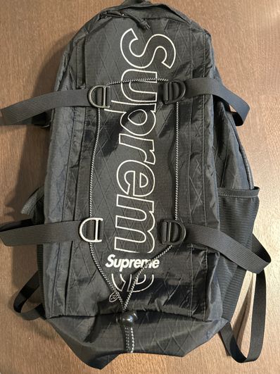 Supreme 18FW Backpack "Black"