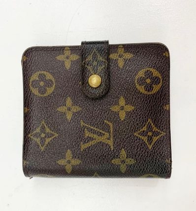 Louis Vuitton Compact Zip Monogram