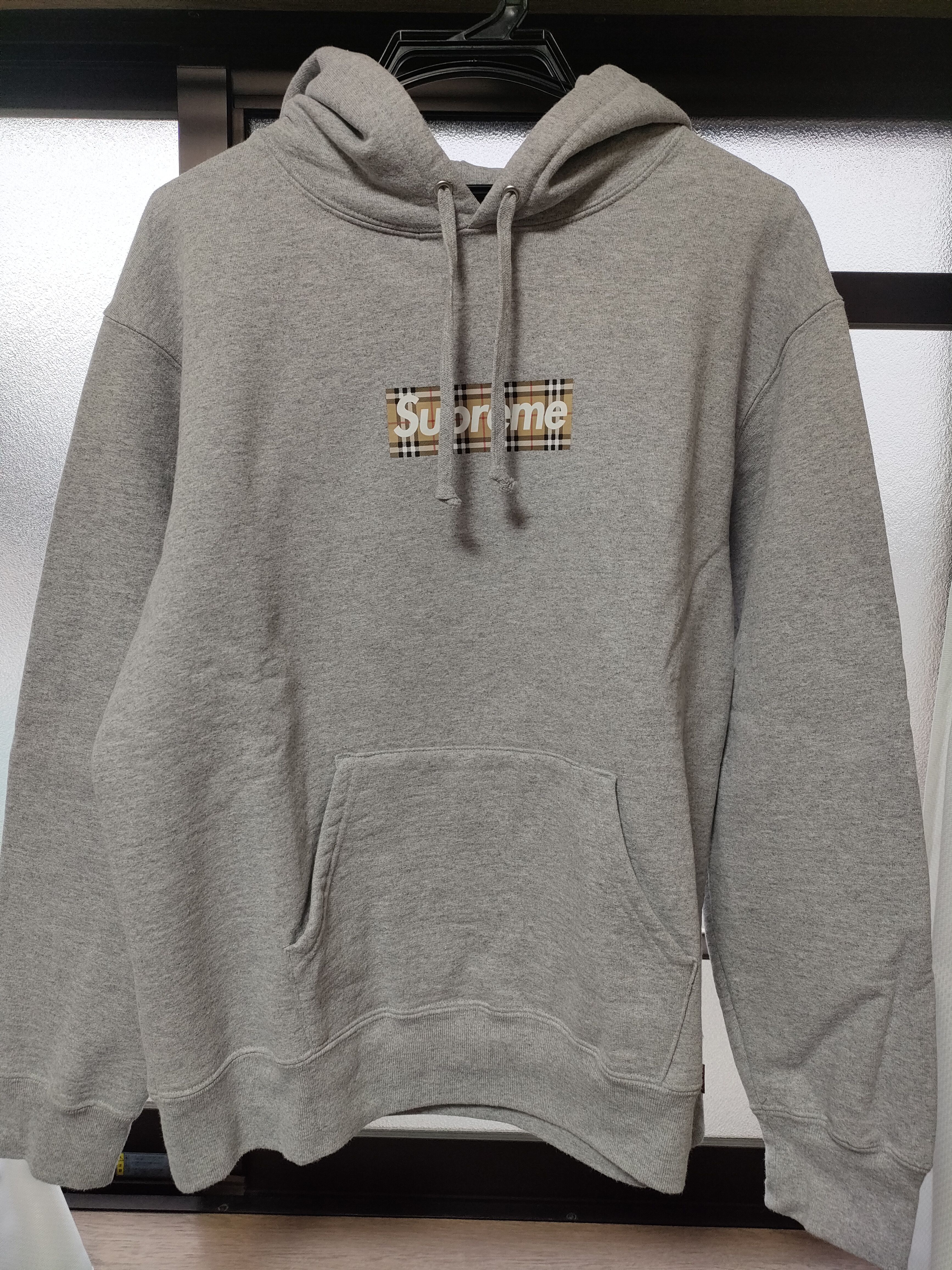 Supreme / Burberry Box Logo Hooded Sweatshirt "Heather Grey"