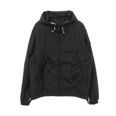 モンクレール MONCLER MASSEREAU ナイロンジャケット 衣料品 アウター ナイロン メンズ ブラック系 【中古】