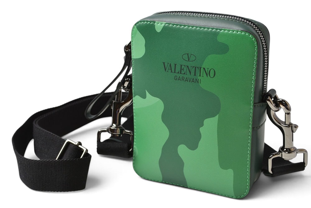 ヴァレンティノ ガラヴァーニ ショルダーバッグ レザー カモフラ グリーン ユニセックス VALENTINO GARAVANI【中古】