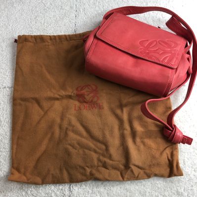 ロエベ アナグラム ショルダーバッグ PKレザー