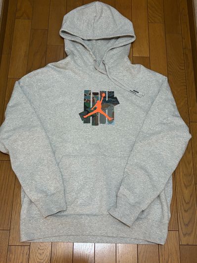 UNDEFEATED x JORDAN L/S Hoodie "Grey"
