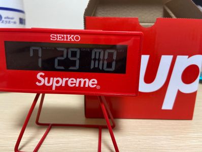 Supreme / Seiko Marathon Clock "Red"