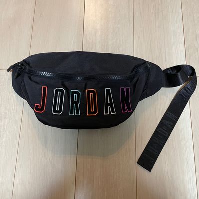 JORDAN クロスボディバッグ