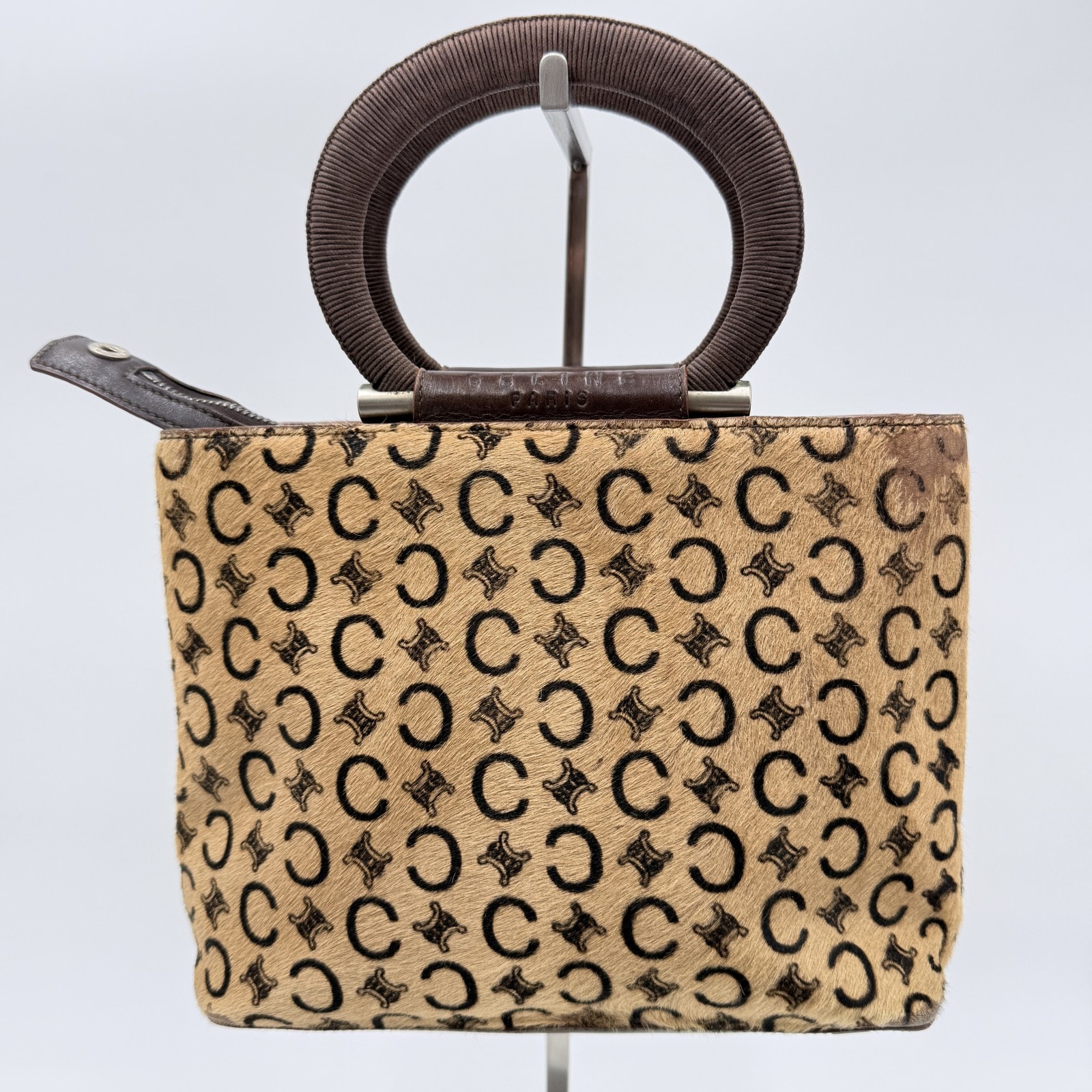 スニーカーダンク(スニダン) | 人気新作のスニーカー、トレカ、注目