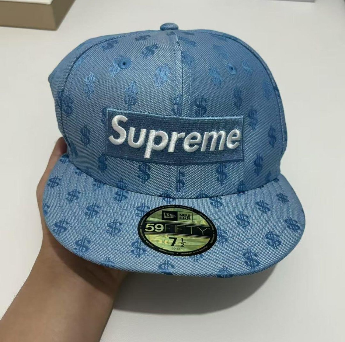 Supreme Monogram Box Logo New Era "Light Blue"