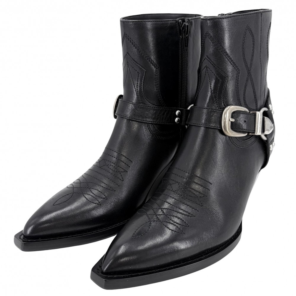CELINE セリーヌ ブーツ ムーン ショートブーツ 靴 MOON シューズ 39サイズ 約26cm レザー    ブラック 黒 シルバー金具 レディース【中古品】