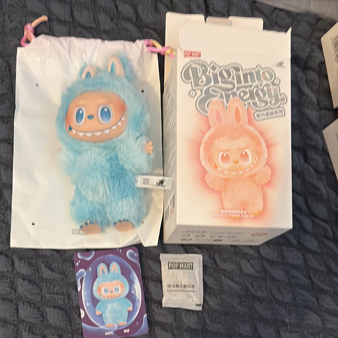 POP MART THE MONSTERS (LABUBU) Big into Energy Series Plush Pendant HOPE