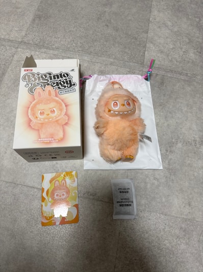 POP MART THE MONSTERS (LABUBU) Big into Energy Series Plush Pendant HAPPINESS