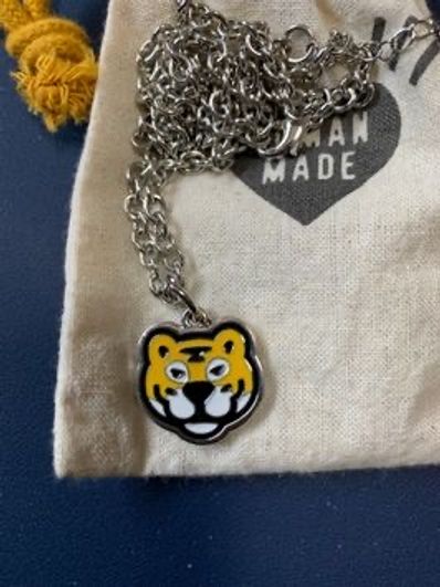 HUMAN MADE ANIMAL NECKLACE "Yellow"
