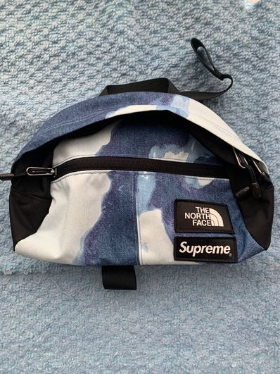 Supreme x The North Face Bleached Denim Print Roo II "Indigo"