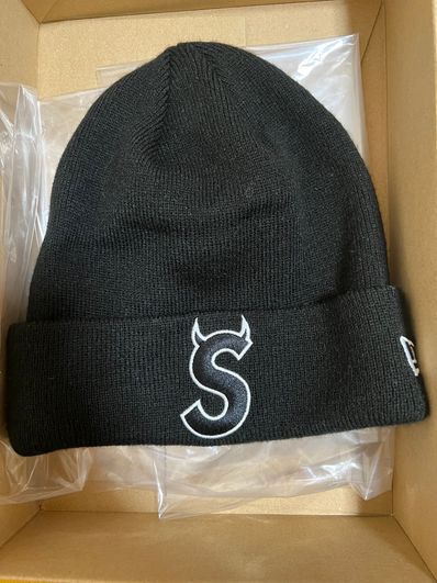Supreme New Era S Logo Beanie "Black" (22FW)