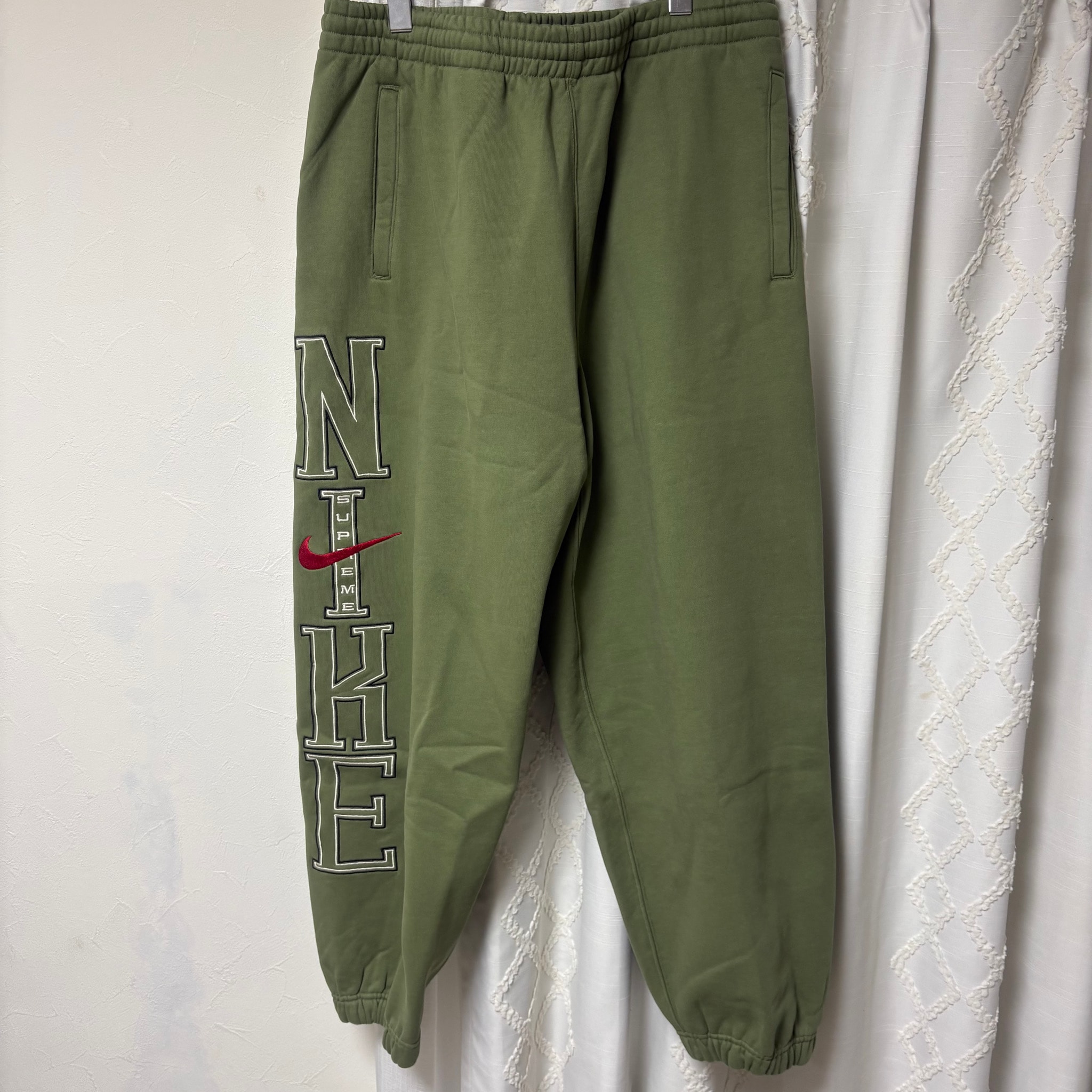 Supreme x Nike Sweatpant "Olive"