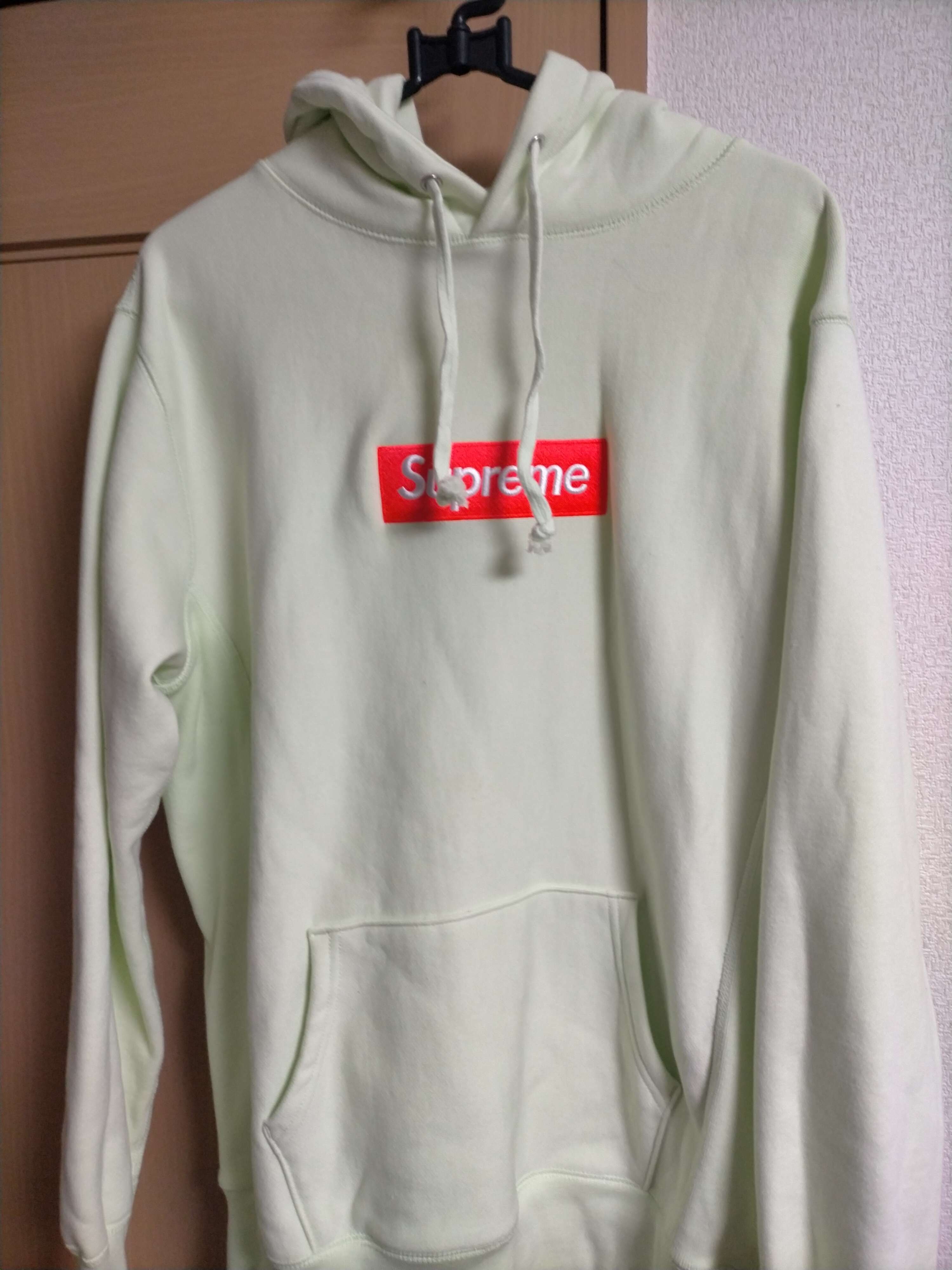 Supreme Box Logo Hooded Sweatshirt "Pale Lime" (17FW)