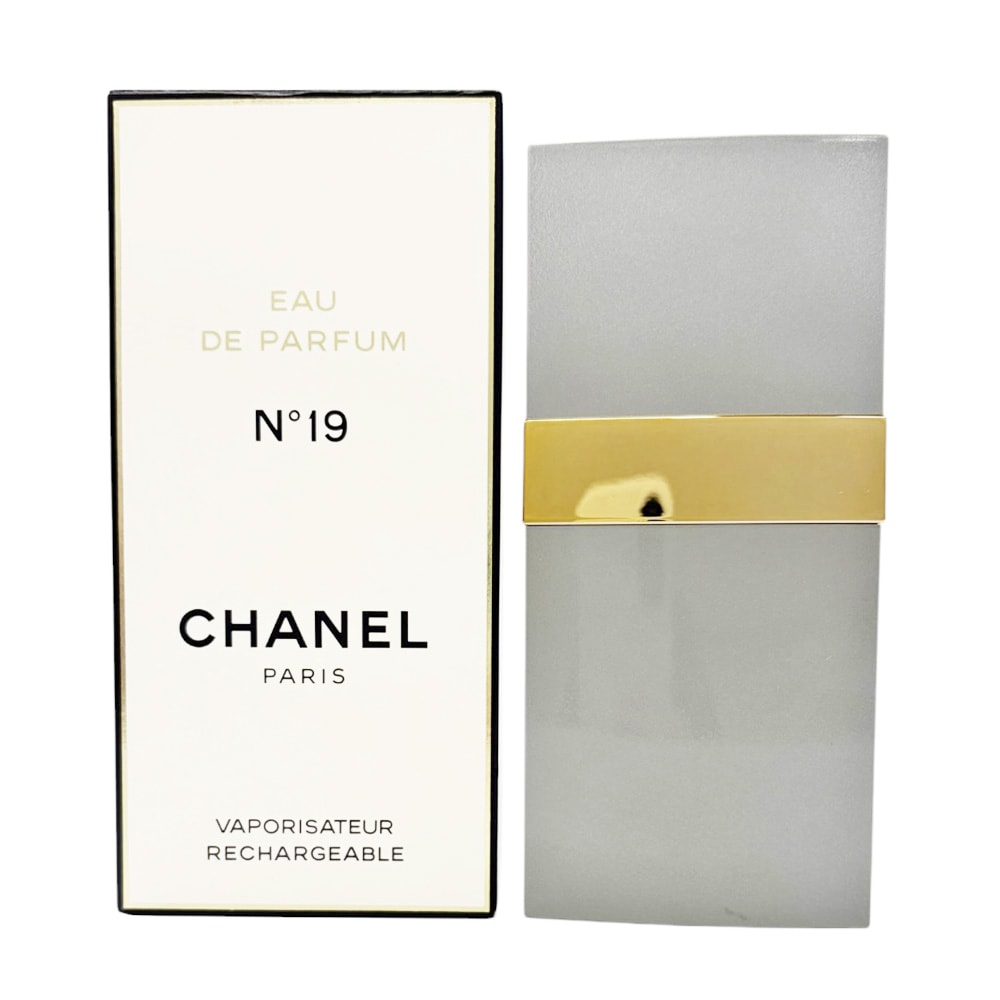 シャネル EAU DE PARFUM N ゚19 香水 レディース CHANEL  中古